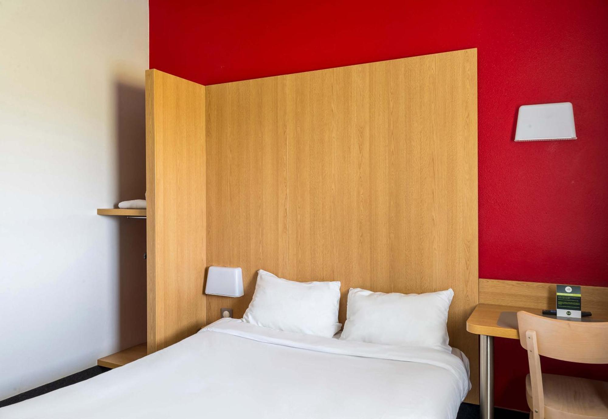 B&B Hotel Troyes Barberey Eksteriør billede