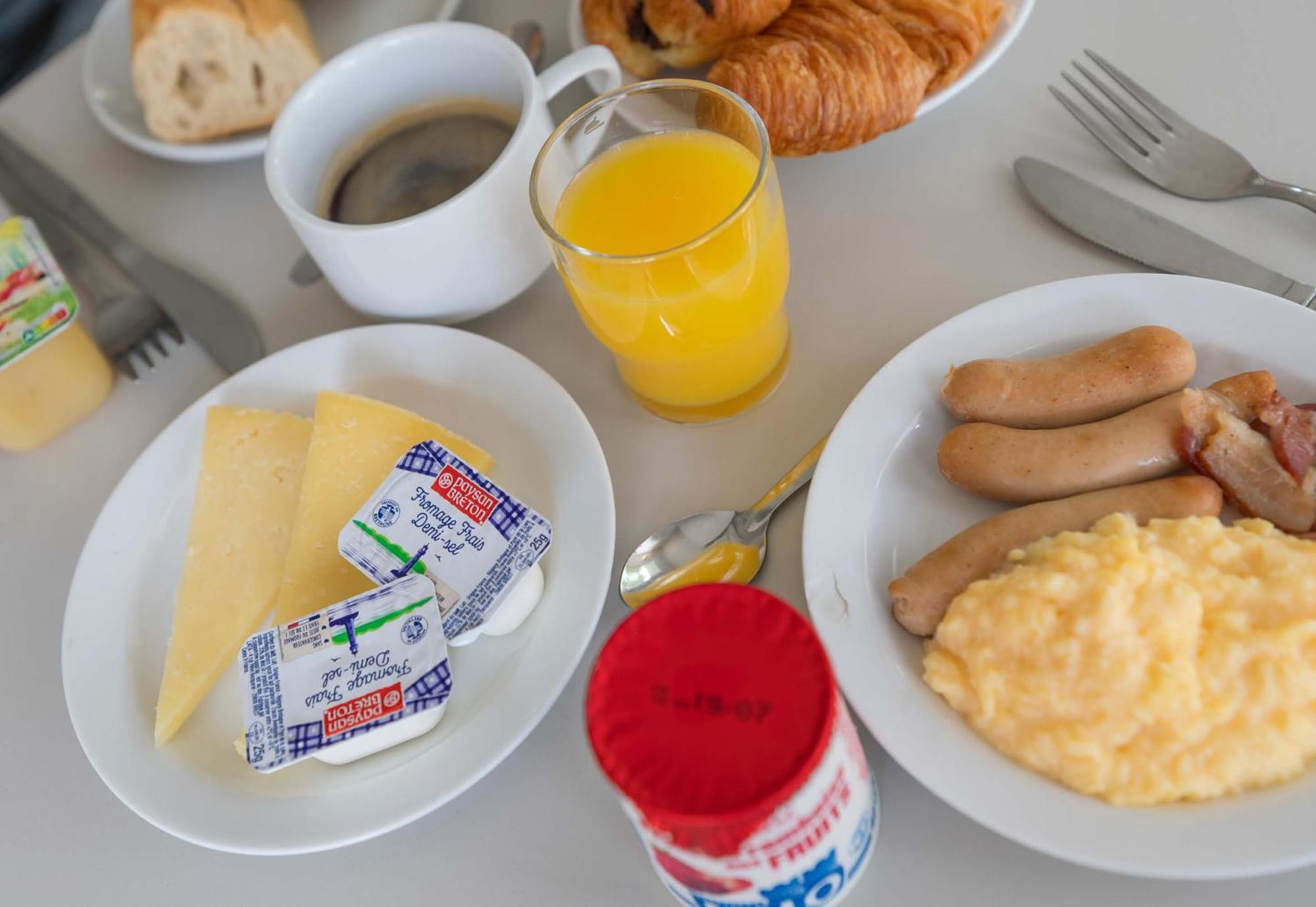 B&B Hotel Troyes Barberey Eksteriør billede