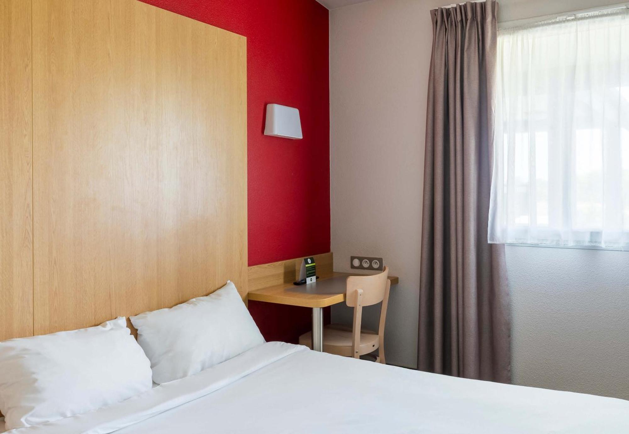B&B Hotel Troyes Barberey Eksteriør billede