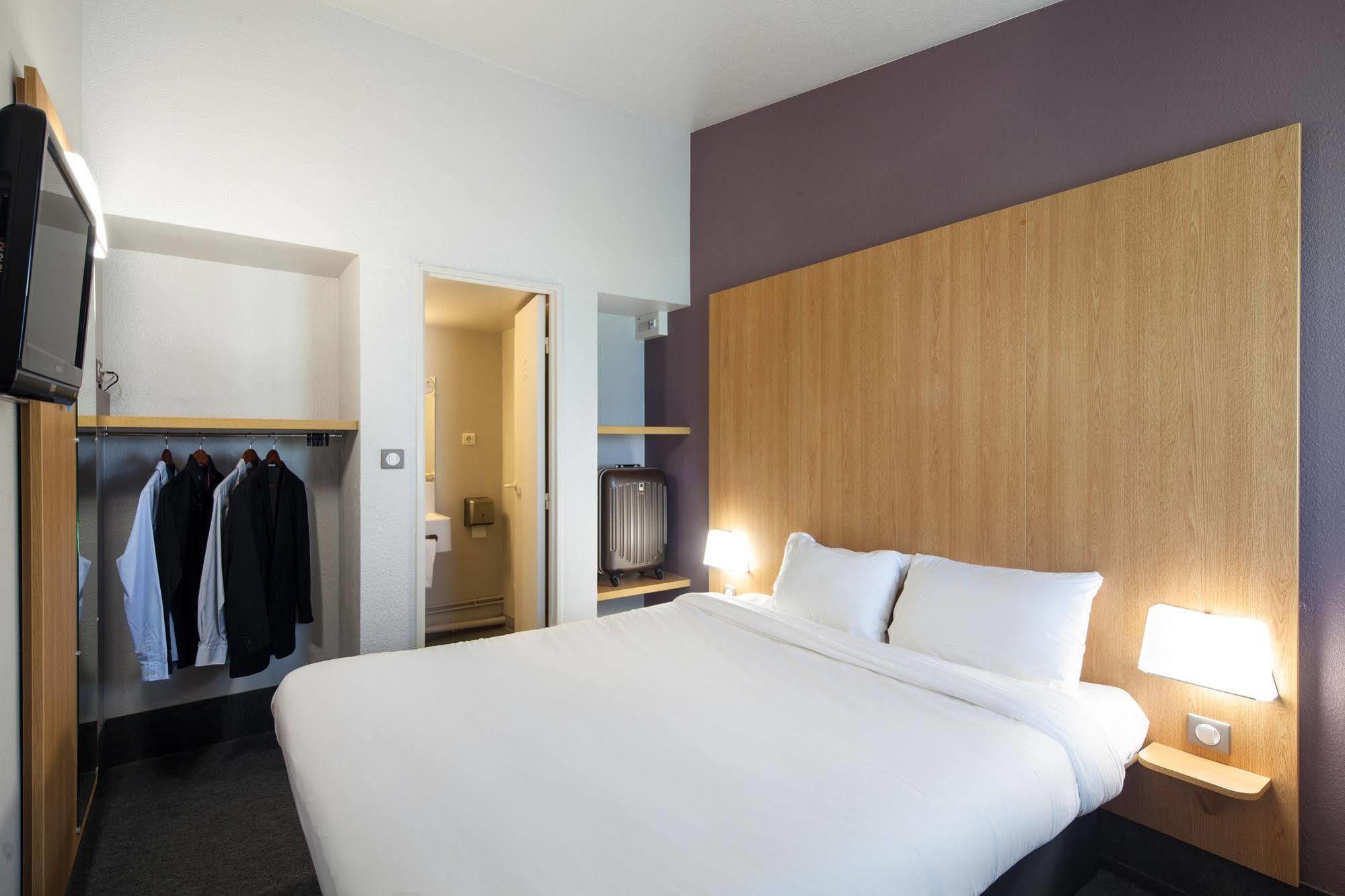 B&B Hotel Troyes Barberey Eksteriør billede